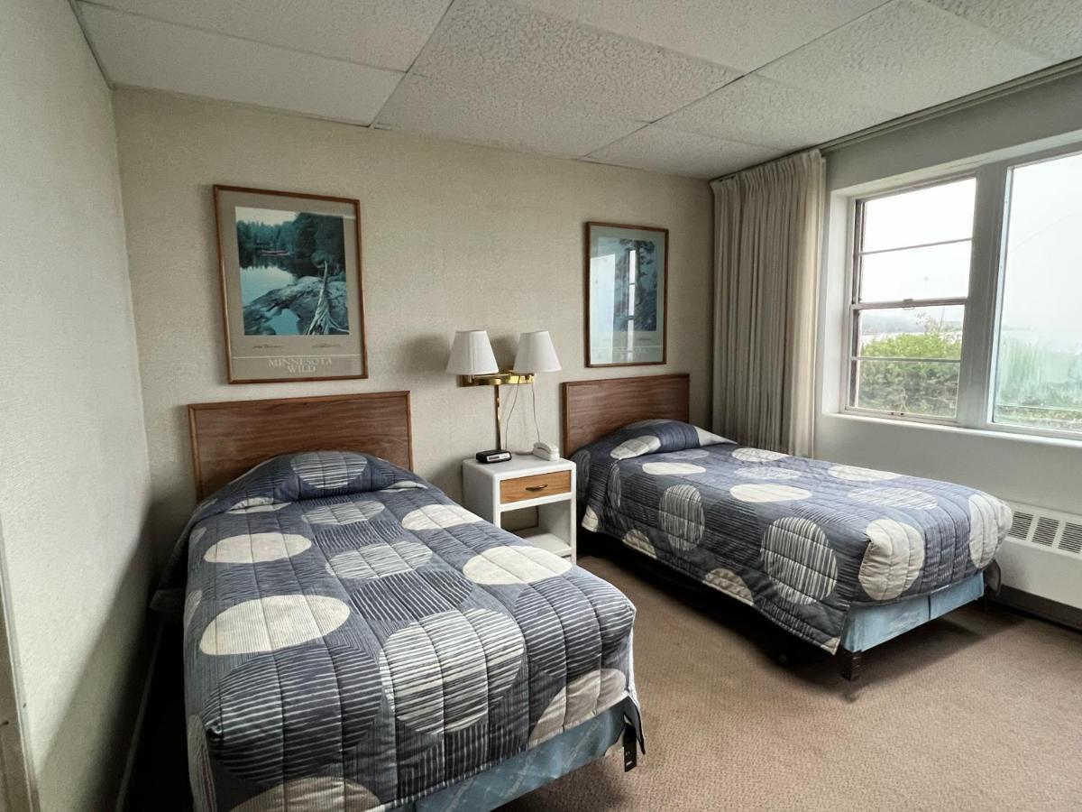 Shoreline Inn 그랜드 마레 외부 사진