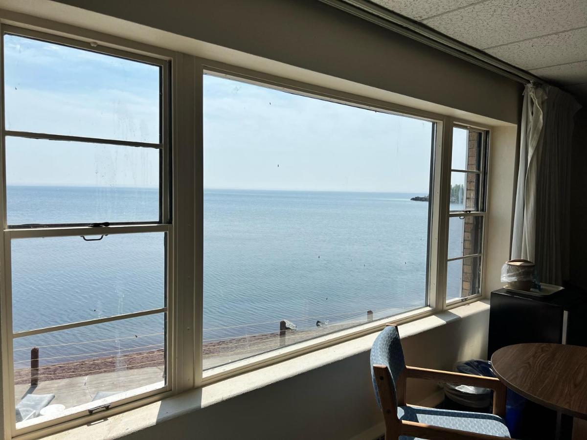 Shoreline Inn 그랜드 마레 외부 사진