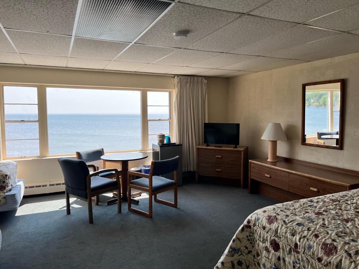 Shoreline Inn 그랜드 마레 외부 사진