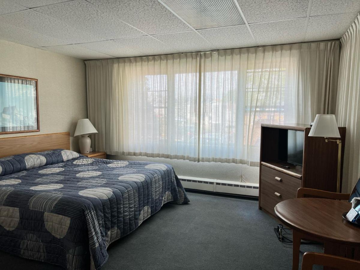 Shoreline Inn 그랜드 마레 외부 사진